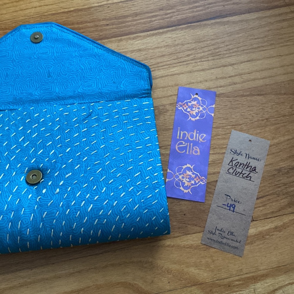 Indie Ella Kantha Clutch - Picture 5 of 6